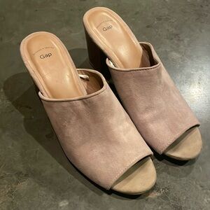 Suede fall wedges